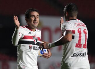 São Paulo atropela 4 de Julho-PI e vai às oitavas da Copa do Brasil São Paulo atropela 4 de Julho-PI e vai às oitavas da Copa do Brasil