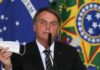 Bolsonaro pede parecer para desobrigar uso de máscara por vacinados Bolsonaro pede parecer para desobrigar uso de máscara por vacinados