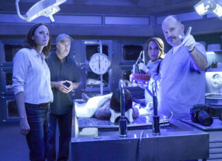 Teaser anuncia volta de “CSI” com protagonistas originais Teaser anuncia volta de "CSI" com protagonistas originais