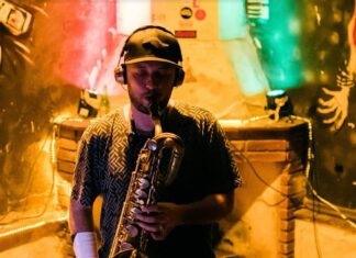 Música #EmCasaComSesc recebe o saxofonista Eramir Neto Música #EmCasaComSesc recebe o saxofonista Eramir Neto