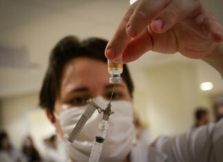 Número de mortes por Covid-19 caiu 46% em São Paulo Número de mortes por Covid-19 caiu 46% em São Paulo