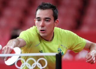 Calderano leva o Brasil às quartas do tênis de mesa em Tóquio Tênis de mesa brasileiro vai às quartas por equipes nos Jogos