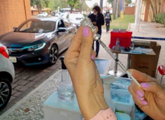 Rio Claro amplia vacinação para jovens a partir de 14 anos sem comorbidades Rio Claro amplia vacinação para jovens a partir de 14 anos