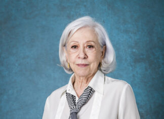 Fernanda Montenegro quer entrar para a Academia de Letras Fernanda Montenegro quer entrar na Academia de Letras