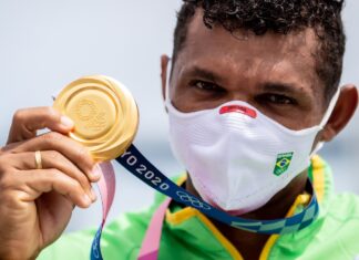 Brasil tem dia dourado com três medalhas de ouro em Tóquio Brasil tem dia dourado com três medalhas de ouro em Tóquio