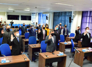 Medo do MP faz Câmara Municipal demitir um assessor por gabinete Medo do MP faz Câmara Municipal demitir um assessor por gabinete