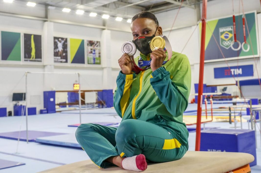 Rebeca Andrade traça planos para o futuro após medalhas na Olimpíada