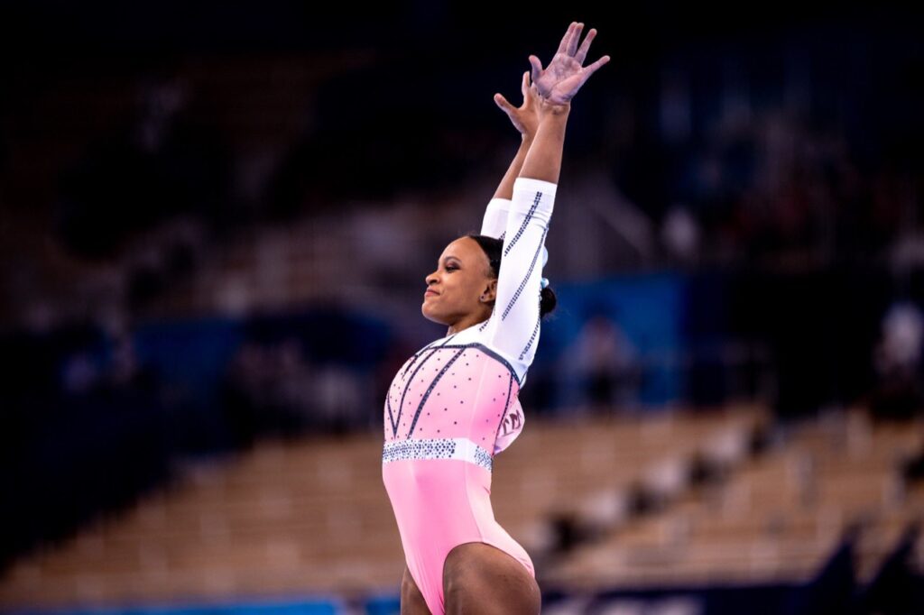 Rebeca Andrade ganha 1º ouro da ginástica artística feminina