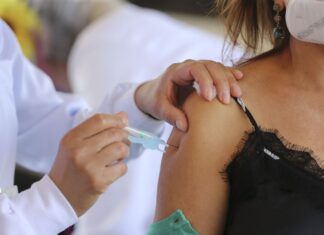 Brasil aplica mais de 150 milhões de doses de vacina contra a Covid-19 Brasil aplica mais de 150 milhões de doses de vacina contra a Covid-19