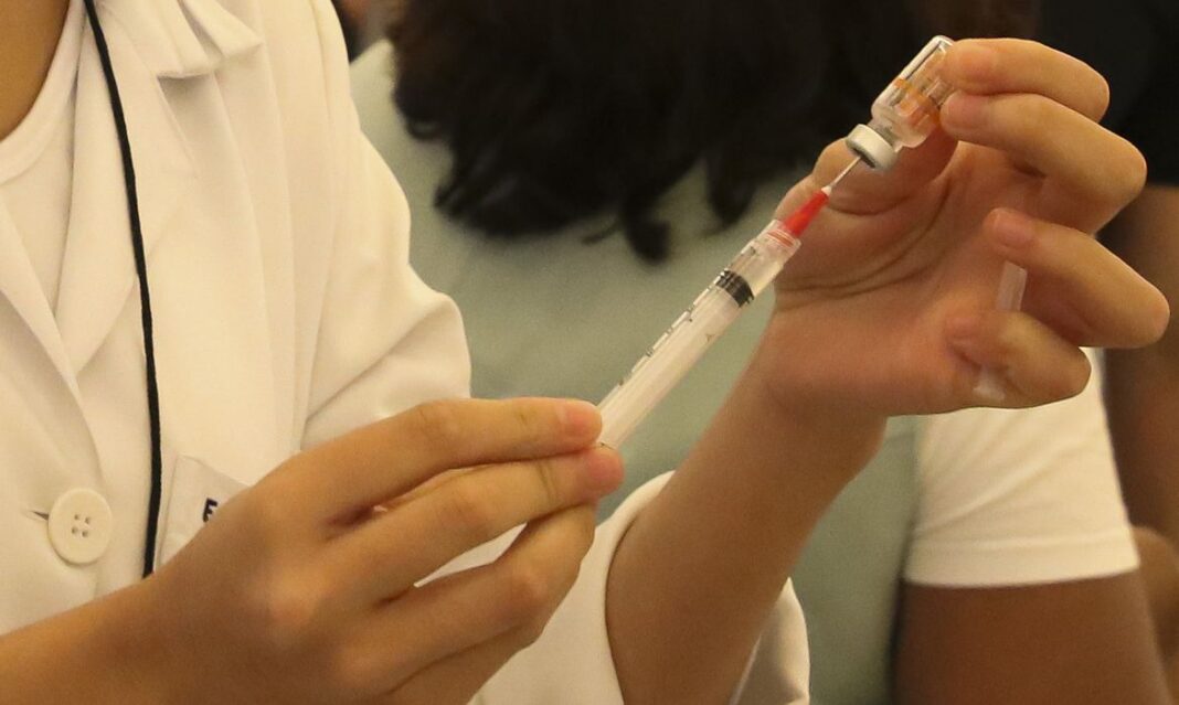 Brasil atinge 50 milhões de pessoas com vacinação completa contra a Covid-19