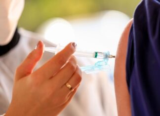 Covid-19: 75% dos adultos já tomaram a primeira dose no Brasil Covid-19: 75% dos adultos já tomaram a primeira dose no Brasil