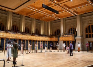 Coral Jovem do Estado faz concerto com obras de compositoras Coral Jovem do Estado faz concerto com obras de compositoras