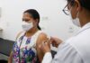 Vacinação será exclusiva para segunda dose nesta quinta Maiores de 18 anos recebem dose de reforço em Rio Claro