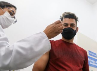 Covid-19: Rio Claro vacina maiores de 18 anos nesta quinta-feira Rio Claro vacina maiores de 18 anos nesta quinta-feira