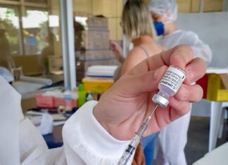 Todos com 2ª dose Astrazeneca atrasada podem receber Pfizer Todos com 2ª dose Astrazeneca atrasada podem receber Pfizer