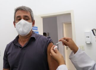 Covid-19: Rio Claro aplica segundas e terceiras doses na segunda Rio Claro aplica segundas e terceiras doses na segunda