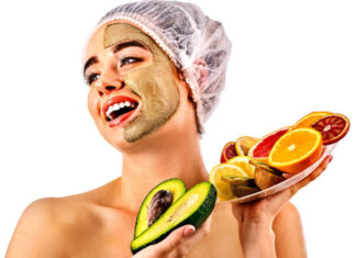 Faça remédios para cuidar da pele usando frutas de verão