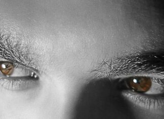 Quatro signos do zodíaco que sentem inveja de todos Quatro signos do zodíaco que sentem inveja de todos