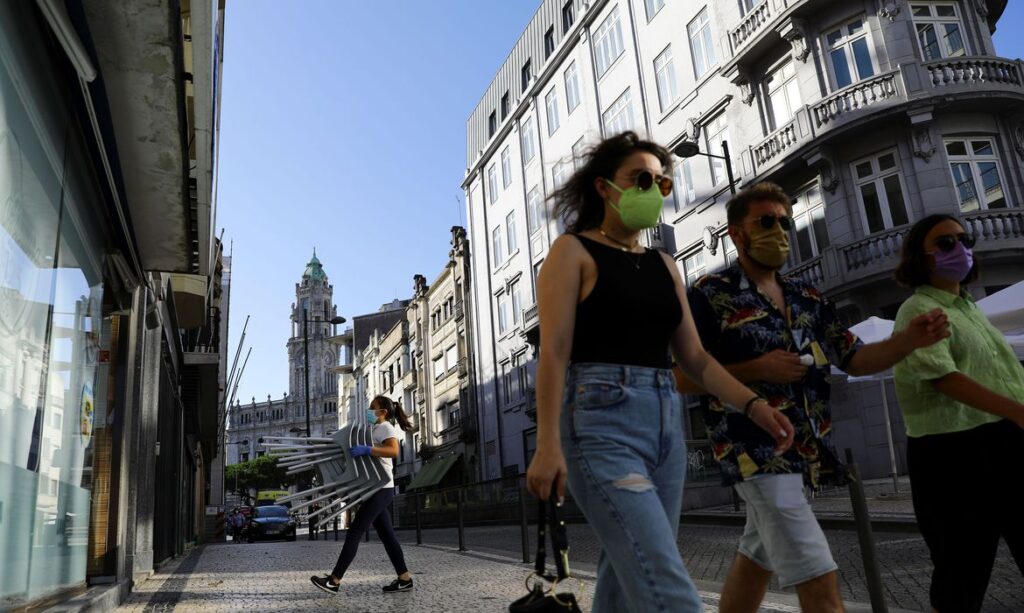 Portugal libera a entrada de turistas brasileiros