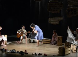 Peça “Quarto de Despejo” chega ao Teatro #EmCasaComSesc nesta quarta Peça "Quarto de Despejo" chega ao Teatro #EmCasaComSesc