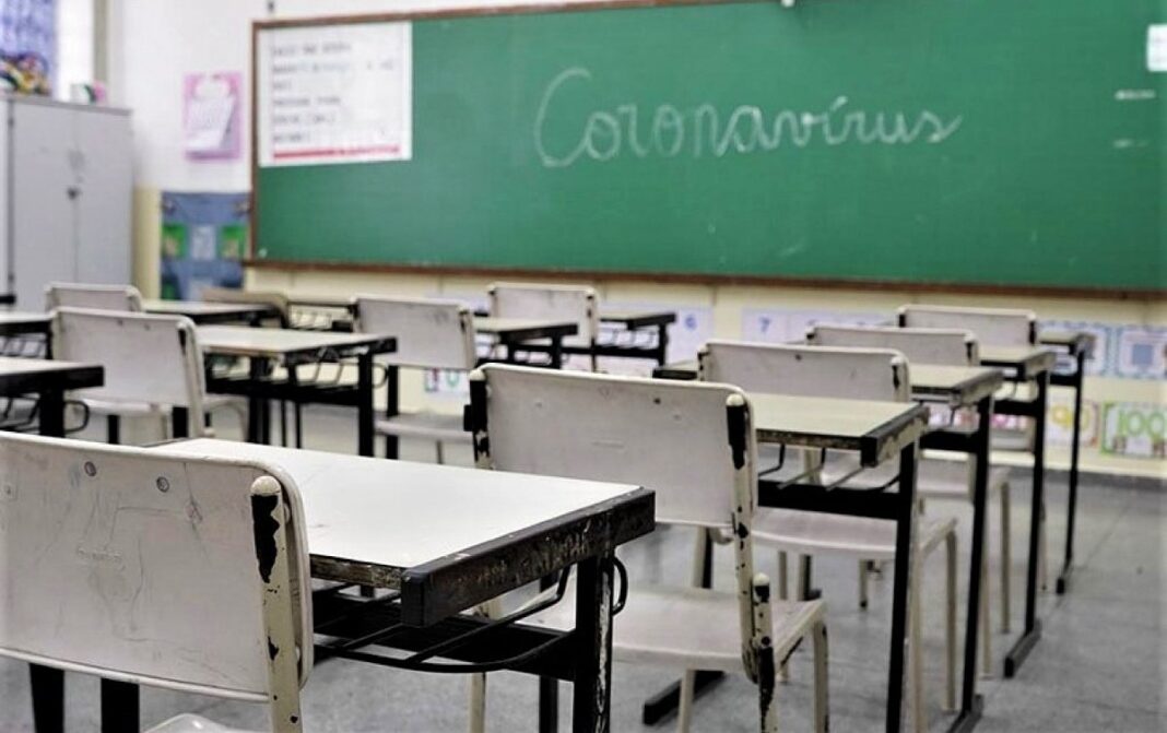 Justiça suspende volta às aulas em duas escolas de São Carlo