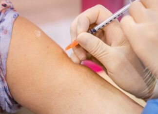 100% dos adultos tomaram ao menos uma dose contra a Covid em São Paulo 100% dos adultos tomaram ao menos uma dose contra a Covid