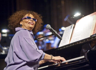 Tânia Maria ganha homenagem em show nesta 6ª no Sesc Jazz Tânia Maria ganha homenagem em show nesta 6ª no Sesc Jazz