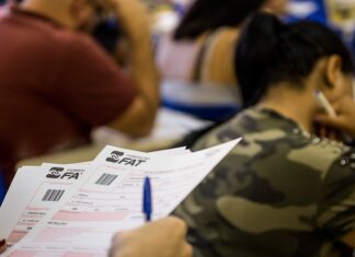 Fatecs oferecem isenção e redução da taxa de inscrição do vestibular Fatecs oferecem isenção e redução da taxa de inscrição