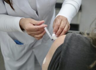 Vacinação contra a Covid-19 será no Bonsucesso neste sábado Vacinação contra a Covid-19 será no Bonsucesso neste sábado