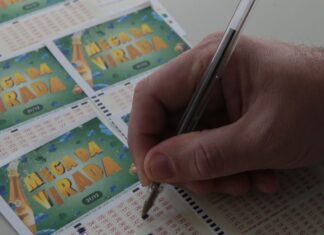 Mega da Virada inicia apostas para prêmio de R$ 350 milhões Mega da Virada inicia apostas para prêmio de R$ 350 milhões