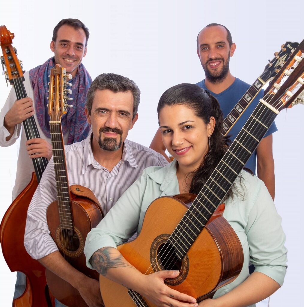 Quarteto Enredado apresenta o show "Alma Brasileira"