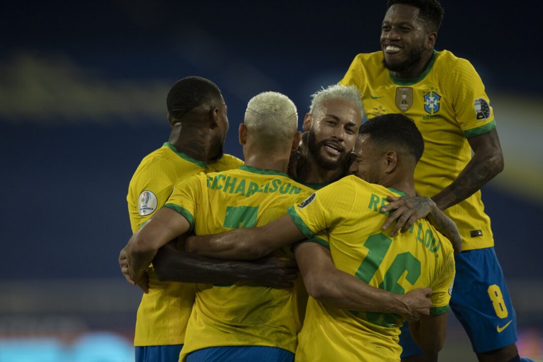 Seleção brasileira fecha o ano em 2º lugar no ranking da Fifa