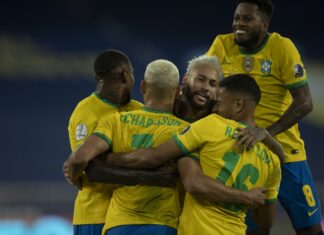 Seleção Brasileira fecha o ano em 2º lugar no ranking da Fifa Seleção brasileira fecha o ano em 2º lugar no ranking da Fifa