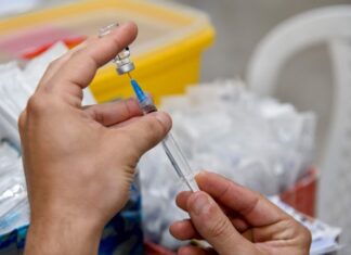 Escola Monsenhor Martins vacina contra a Covid-19 nesta terça Escola Monsenhor Martins vacina contra a Covid-19 nesta terça