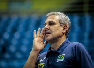 Técnico Zé Roberto Guimarães participa de live nesta sexta Técnico Zé Roberto Guimarães participa de live nesta sexta