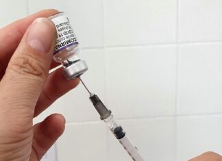 Vacinação contra Covid será das 8h às 16h nesta segunda-feira Vacinação contra Covid será das 8h às 16h nesta segunda-feira