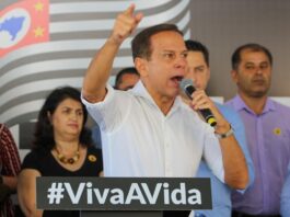 Doria manda vereador engraxar a bota do Bolsonaro