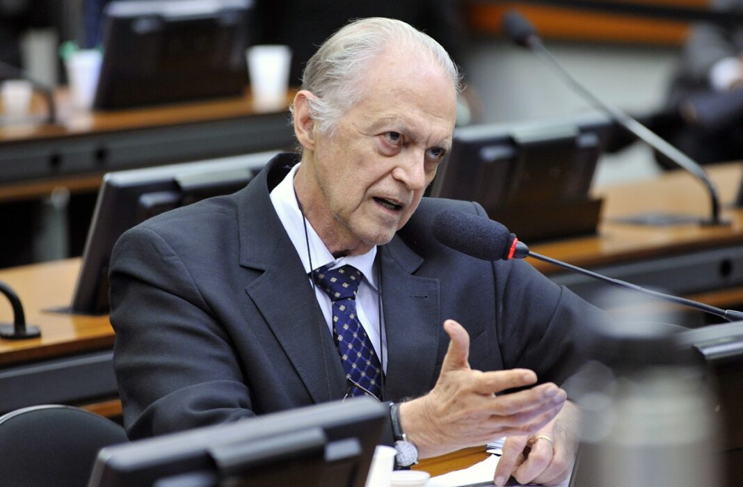 Morre o ex-deputado federal Mendes Thame aos 75 anos