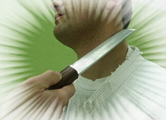 Ataque com faca mata três dentro de ônibus em Piracicaba Ataque com faca mata três dentro de ônibus em Piracicaba