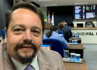 Nepotismo: Hernani se livra de denúncia no Ministério Público Nepotismo: Hernani se livra de denúncia no Ministério Público