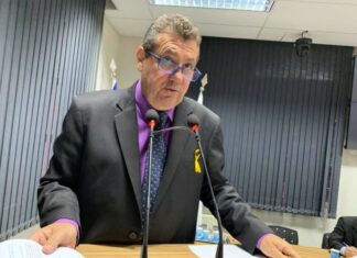 Para mostrar serviço, Câmara estimula o pânico nas escolas Para mostrar serviço, Câmara estimula o pânico nas escolas