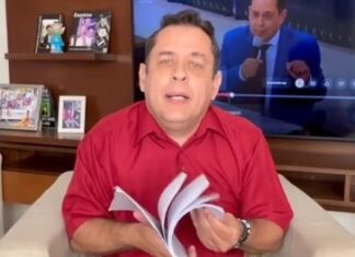 Último ato da ópera-bufa de Dalberto Christofoletti Último ato da ópera-bufa de Daberto Christofoletti