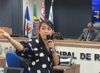 Como tiktoker, Tiemi Nevoeiro se mantém refém do passado Como tiktoker, Tiemi Nevoeiro se mantém refém do passado